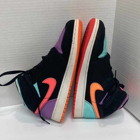 NIKE AIR JORDAN 1 MID GS CANDY NO: 554725-083 7 Y - Picture 2 of 12